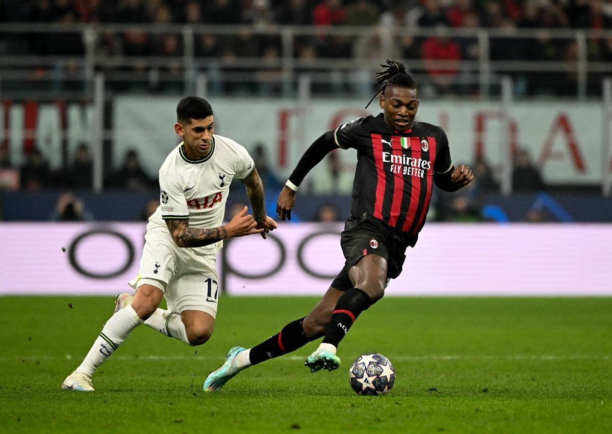 关于AC米兰挑战热那亚，力争继续领先积分榜的信息